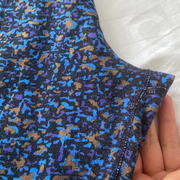 NIKE Women’s Dri-Fit Legging (Capri) - Picture 8 of 14